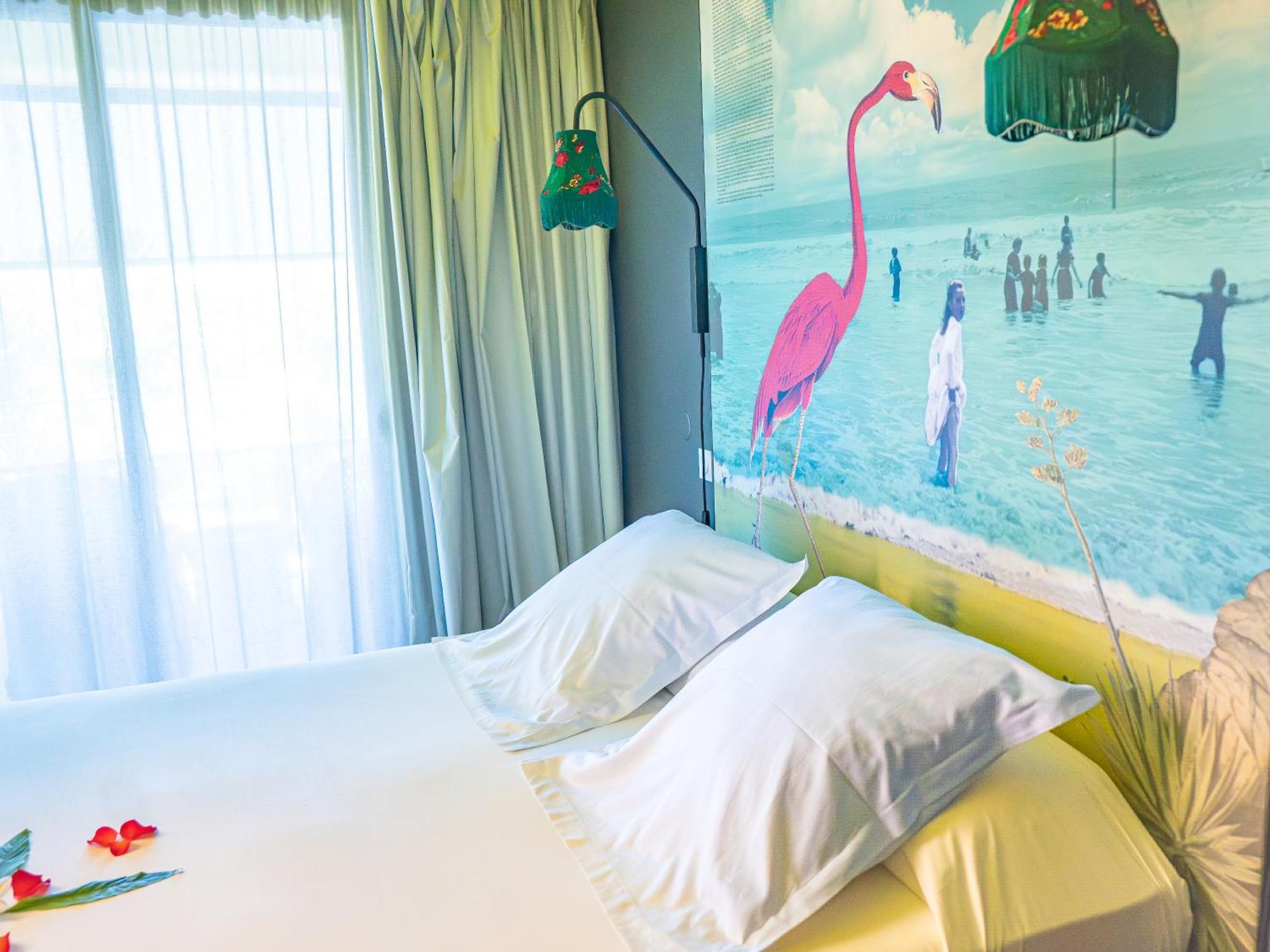 Dina Morgabine Saint Gilles Hotel Bagian luar foto