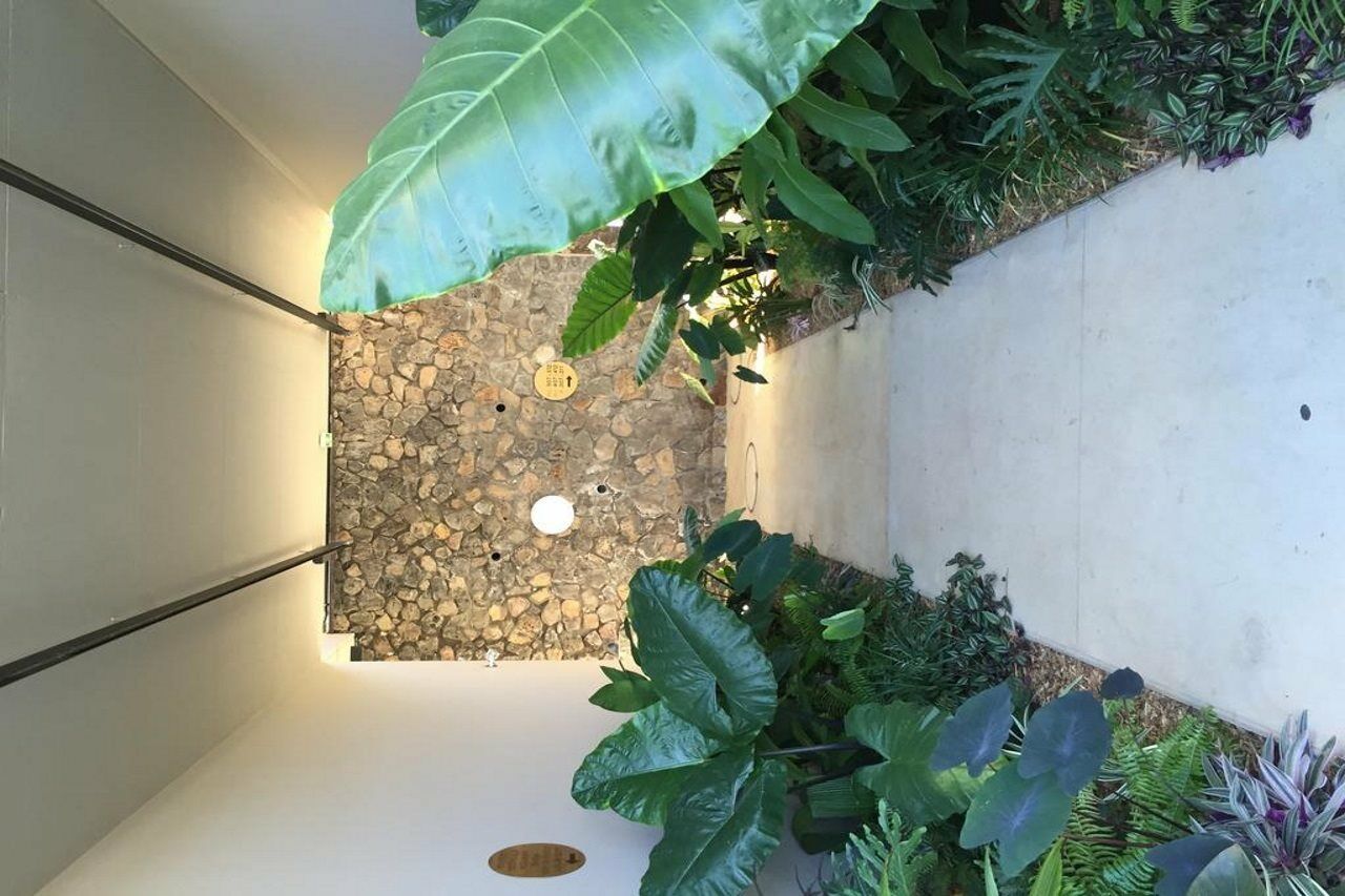 Dina Morgabine Saint Gilles Hotel Bagian luar foto